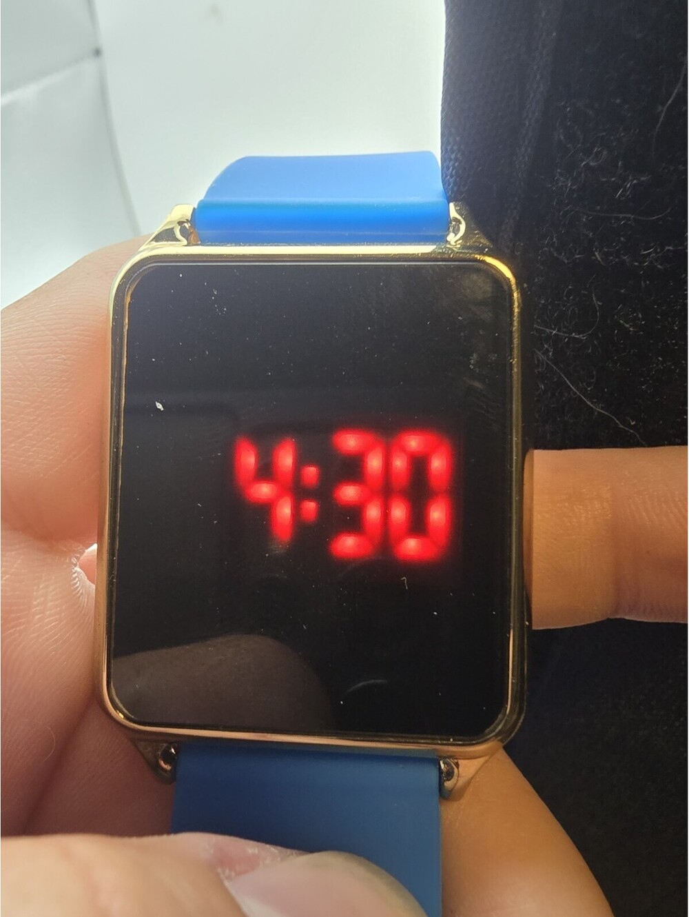 Digital LCD Dial Gold Tone Rectangle Case Blue Silicone Band Watch